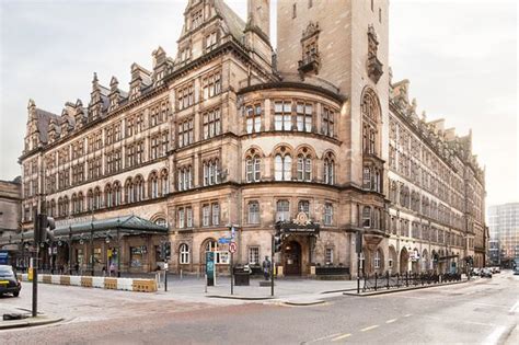 The 10 best accommodation in Glasgow, UK .